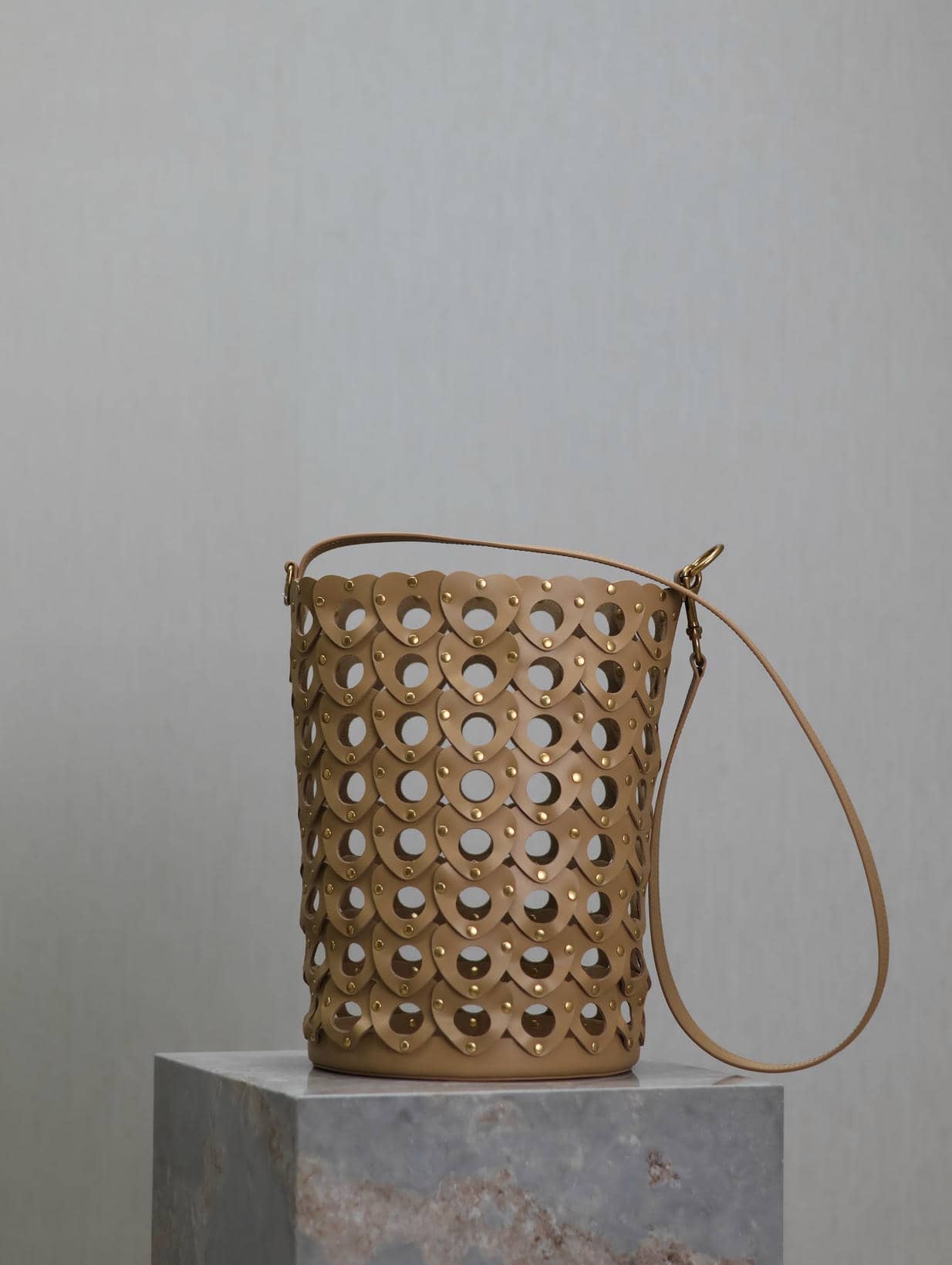 1 Bucket Bag-19